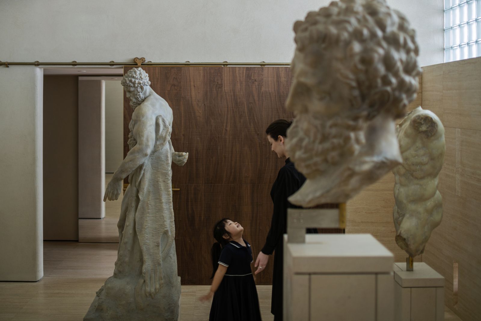 Cettiga Lighting Design Center I