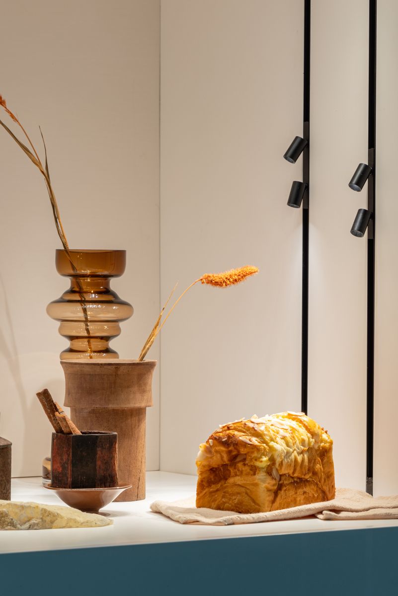 Cettiga Lighting Design Center II